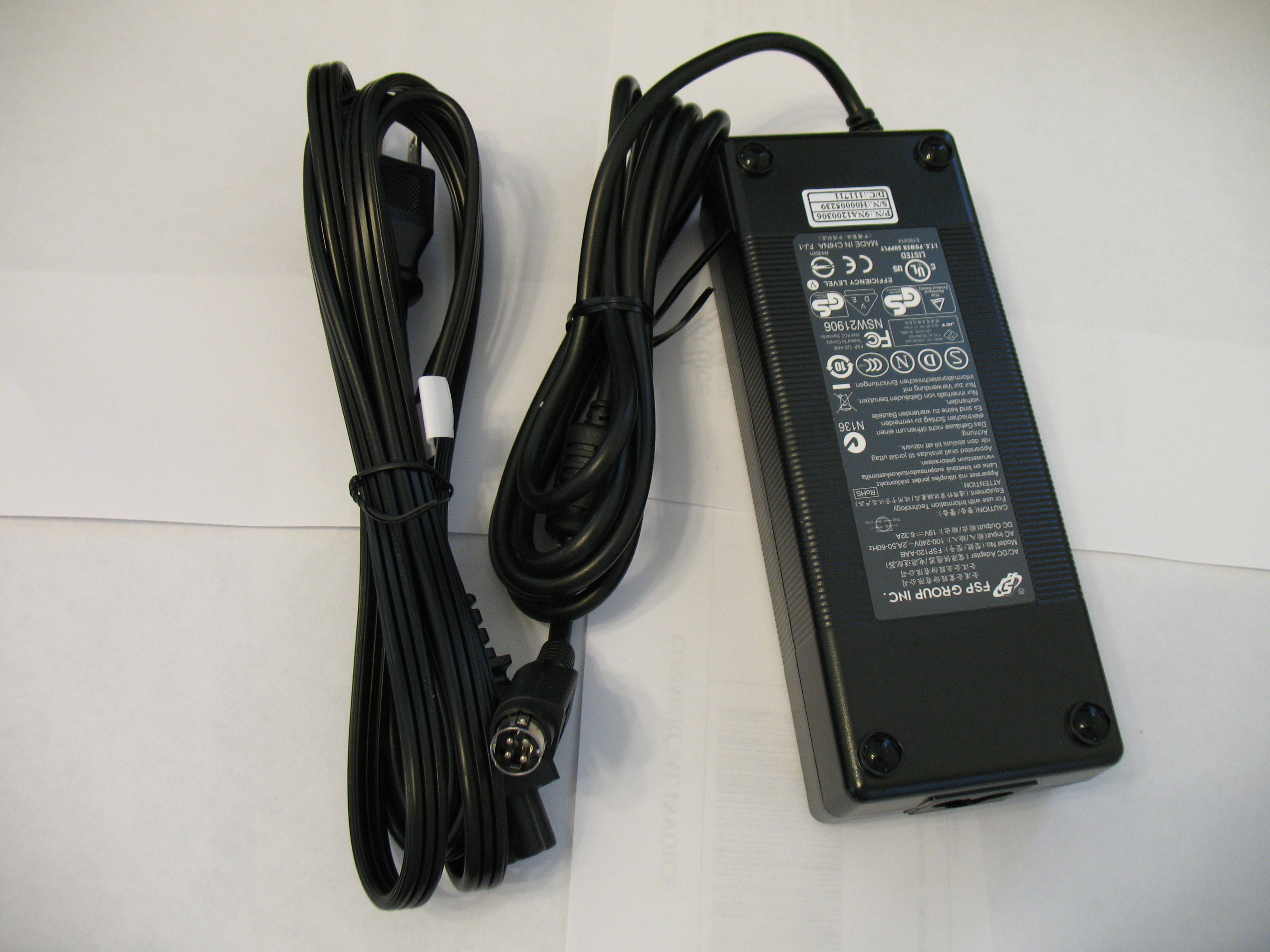 PS19120, 19VDC 120 watt AC adapter PS w/power cord